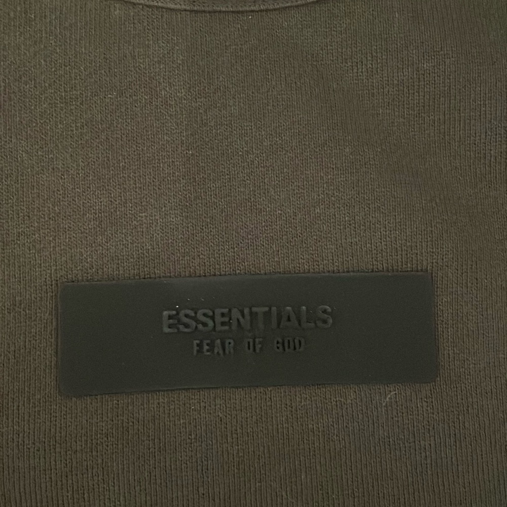 Esstentials Fear of God Crew